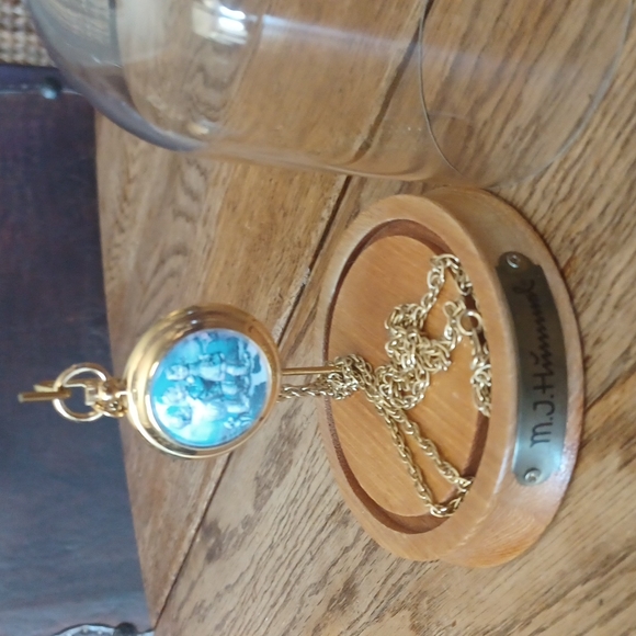 Vintage MJ Hummel (Brother's& Sisters Collection) Rose Gold Plated Pocket Watch. - Picture 2 of 10